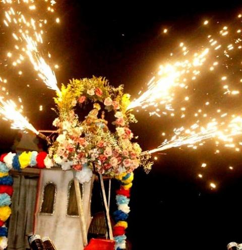 O povo católico obidense comemora a festividade de Santa Ana. A festividade iniciou no domingo (08) com tradicional Círio Fluvial